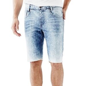 GUESS SLIM TAPERED DENIM SHORTS IN LIGHT ACID WASH
